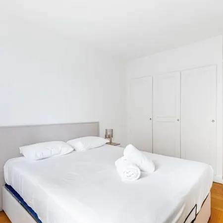 Apartment Parisian Luxe 2br Walk To Arc De Triomphe-champs *
